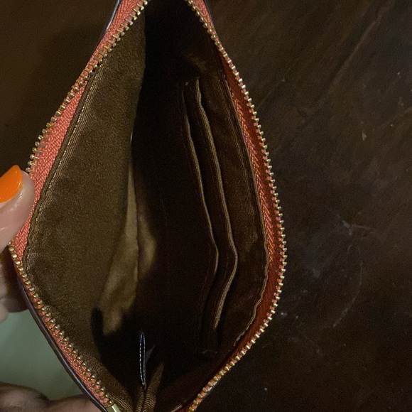 Coach wristlet - Picture 3 of 3
